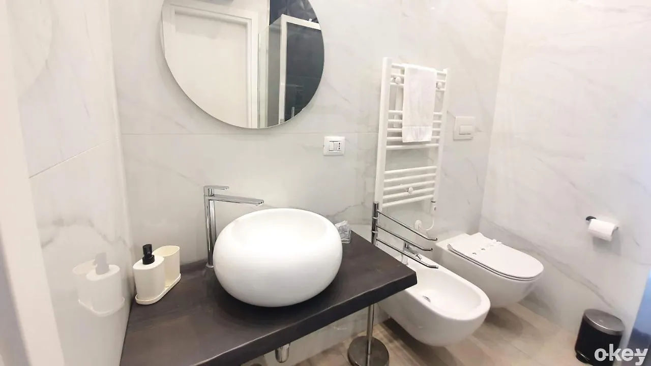 Bed & Relax Loft - Bari Centro Apartment